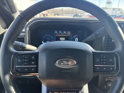Used 2025 Ford F350 Platinum image 24
