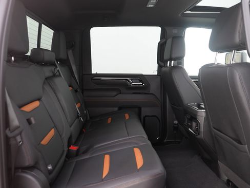 Used 2026 GMC Sierra 2500 AT4 w/ AT4 Premium Plus Package image 12