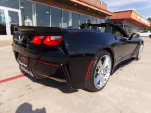 Used 2016 Chevrolet Corvette Stingray Convertible w/ 2LT Preferred Equipment Group RWD image 5