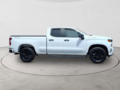 Used 2022 Chevrolet Silverado 1500 Custom AWD/4WD image 4
