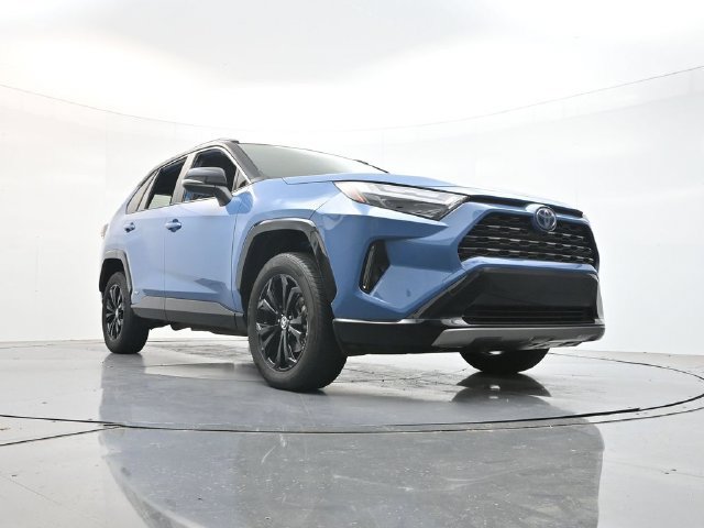 Used 2023 Toyota RAV4 XSE AWD/4WD image 44