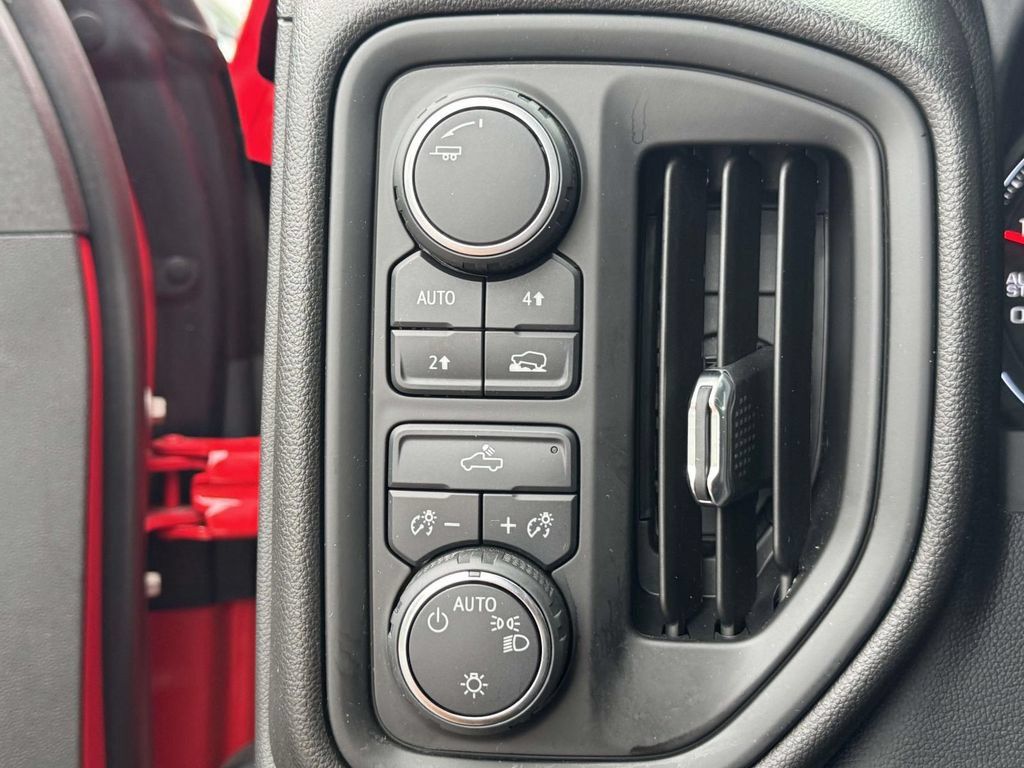 Used 2022 Chevrolet Silverado 1500 Custom w/ LPO, Dark Essentials Package AWD/4WD image 28