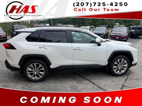Used 2021 Toyota RAV4 Limited image 6