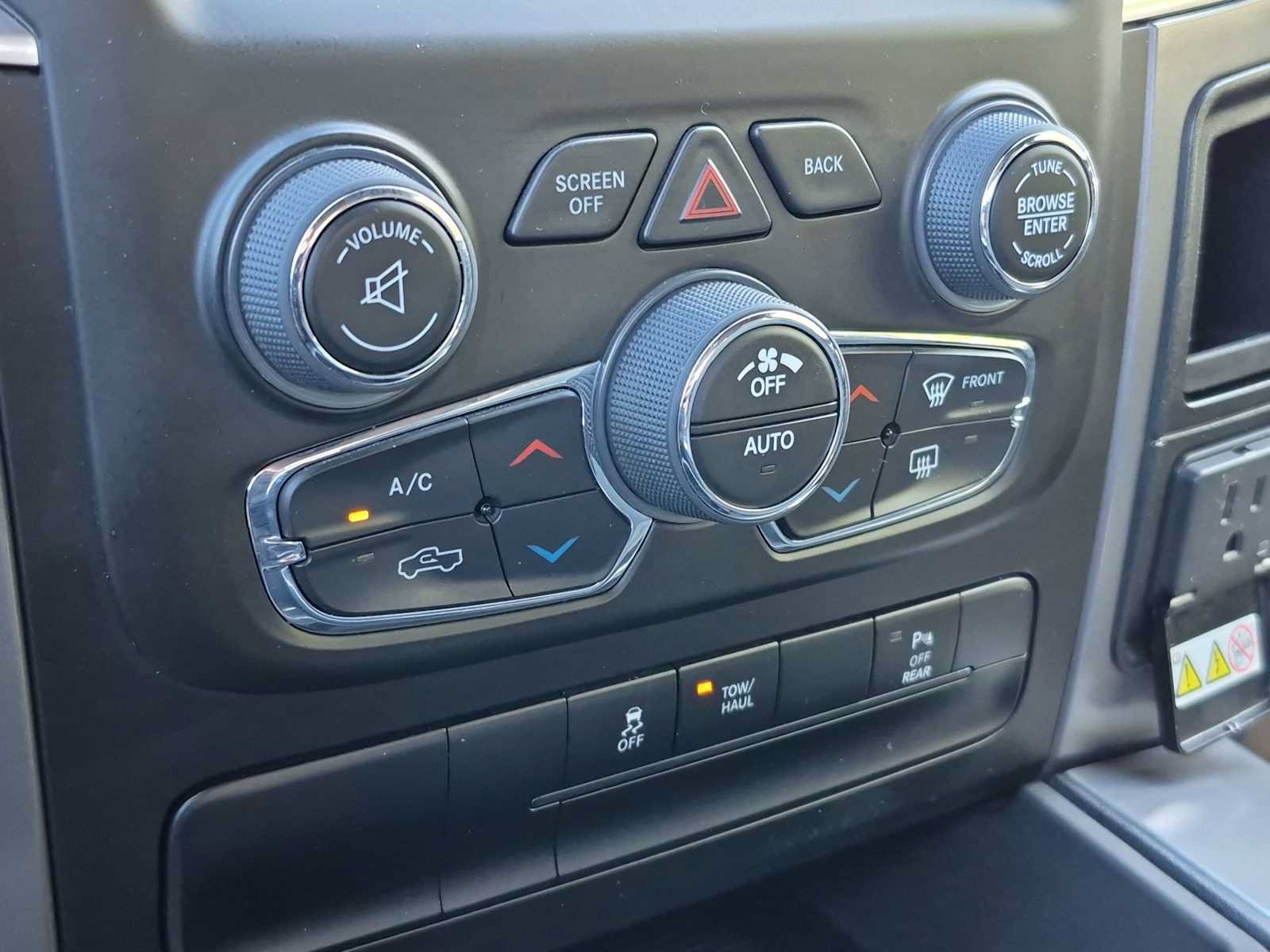 Used 2024 RAM 1500 Warlock w/ Electronics Group RWD image 14