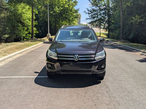 Used 2013 Volkswagen Tiguan SE FWD image 4
