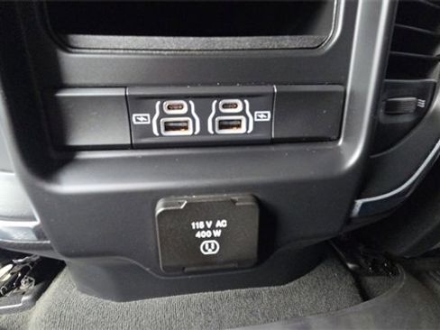 Used 2022 RAM 1500 Laramie w/ Sport Appearance Package image 38