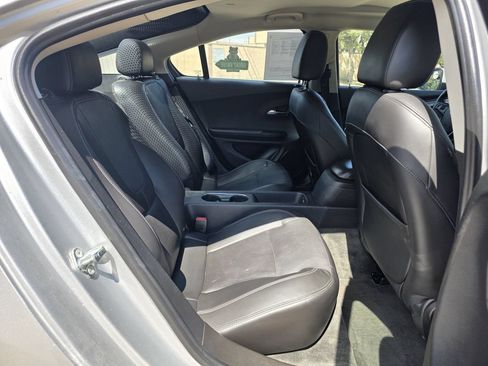 Used 2011 Chevrolet Volt Premium w/ Premium Trim Package FWD image 19