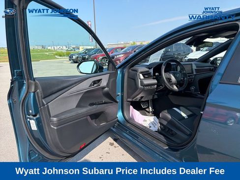 Used 2025 Toyota Camry SE FWD image 19