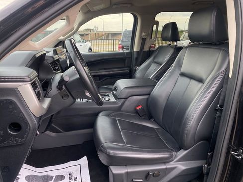 Used 2024 Ford Expedition Max XLT AWD/4WD image 18