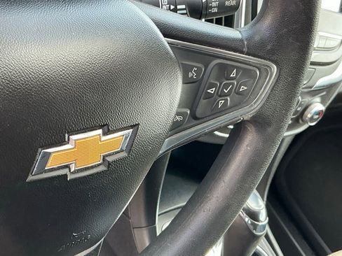 Used 2018 Chevrolet Equinox LT image 5