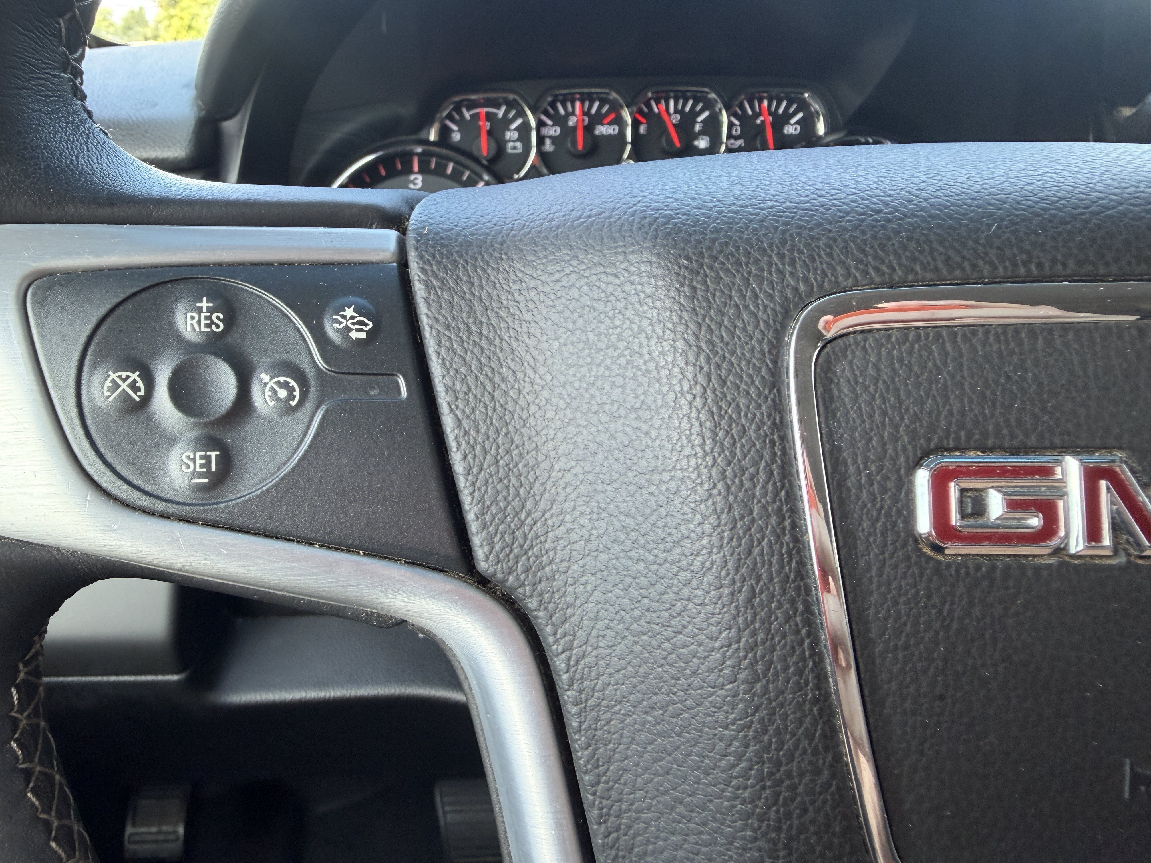 Used 2015 GMC Yukon SLE w/ Convenience Package AWD/4WD image 24