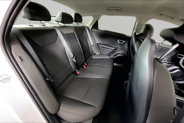 New 2026 Kia K4 FWD image 10