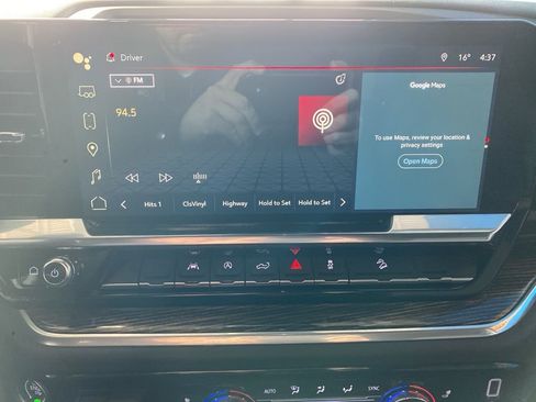 Certified 2022 GMC Sierra 1500 Elevation image 2