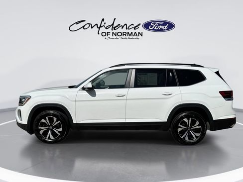 Used 2024 Volkswagen Atlas SE AWD/4WD image 5