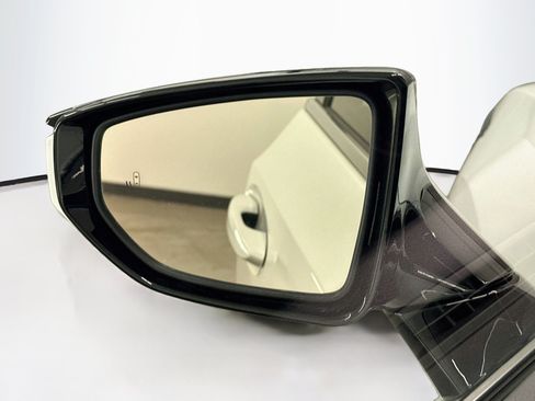 Used 2022 Lexus ES 350 w/ Premium Package FWD image 16