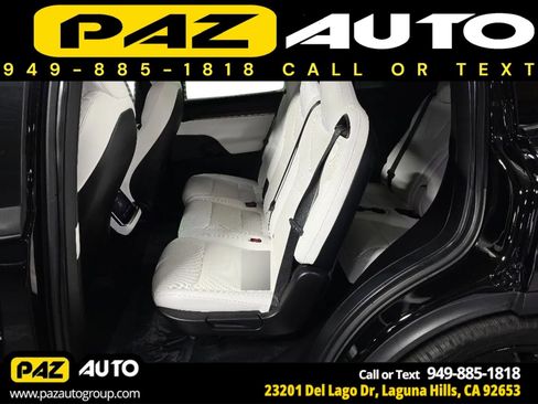 Used 2023 Tesla Model X image 10