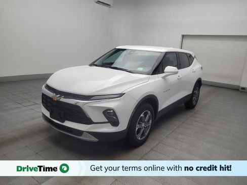 Used 2025 Chevrolet Blazer LT FWD image 1
