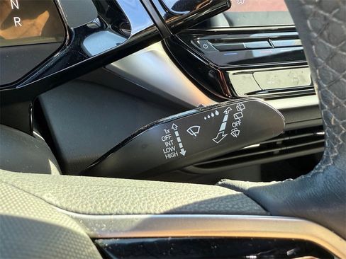 Used 2022 Volkswagen ID.4 Pro S image 20