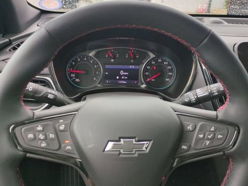 Certified 2024 Chevrolet Equinox RS w/ RS Leather Package FWD image 32