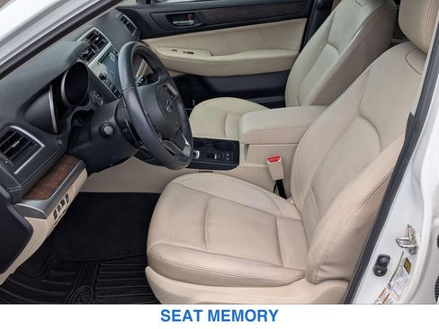 Used 2018 Subaru Outback 2.5i Limited AWD/4WD image 14