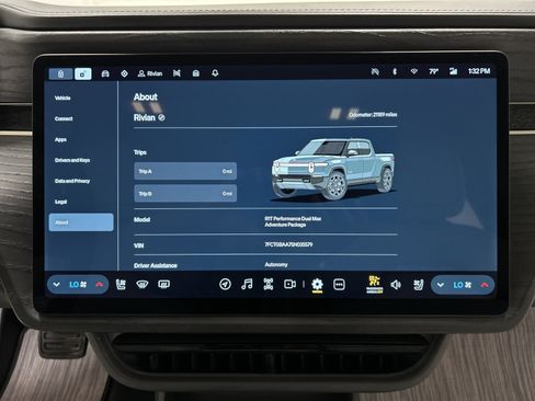 Used 2025 Rivian R1T Adventure AWD/4WD image 27