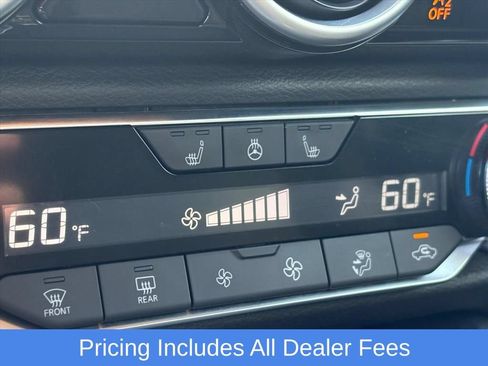 Used 2025 Nissan Sentra SV w/ All-Weather Package FWD image 16