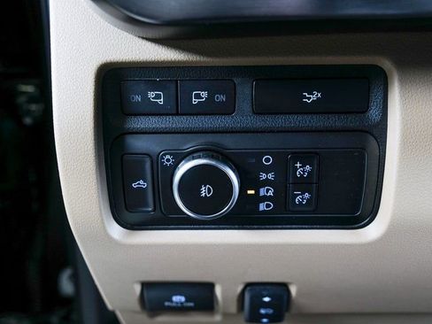 Used 2024 Ford F250 Lariat w/ Black Appearance Package AWD/4WD image 20