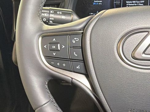 New 2026 Lexus UX 300h AWD image 19