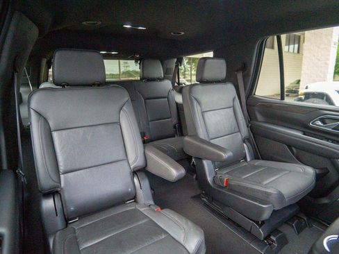 Used 2021 Chevrolet Tahoe LT AWD/4WD image 30