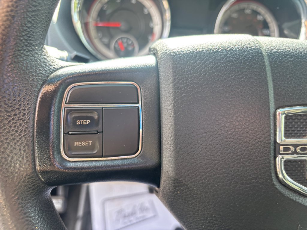 Used 2016 Dodge Grand Caravan SXT FWD image 26