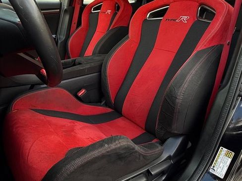 Used 2017 Honda Civic Type R image 36