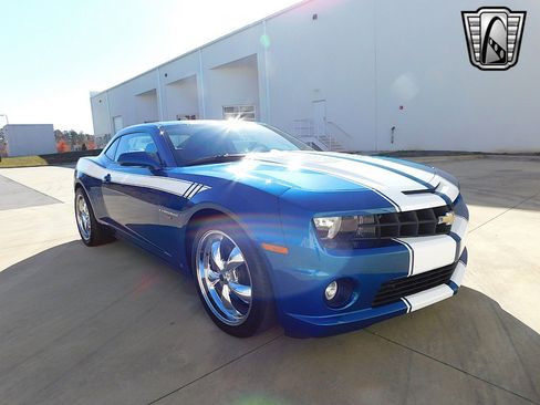 Used 2010 Chevrolet Camaro SS image 14
