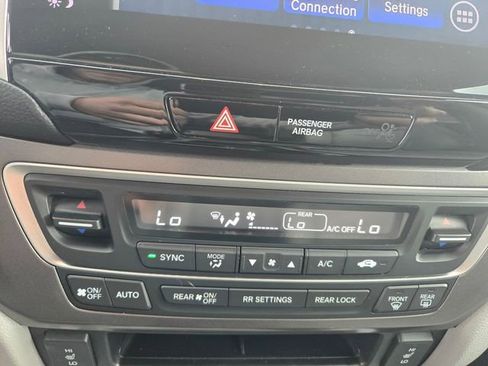 Used 2017 Honda Pilot EX-L image 17