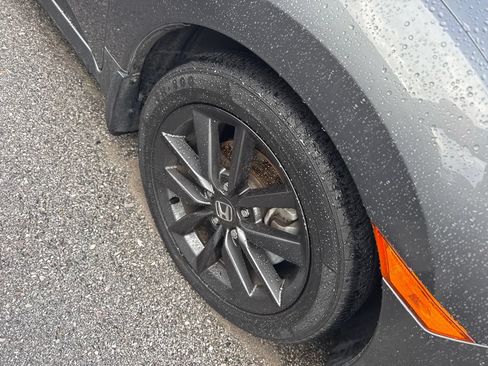 Used 2020 Honda Civic EX image 3