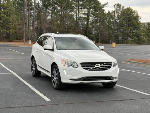 Used 2015 Volvo XC60 T5 Premier Plus image 2