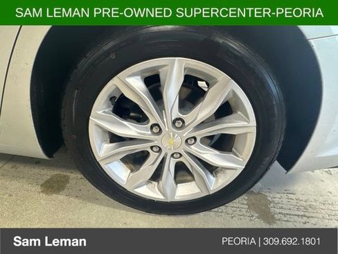 Used 2019 Chevrolet Malibu LT FWD image 8