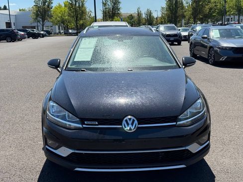 Used 2018 Volkswagen Golf Alltrack S AWD/4WD image 3