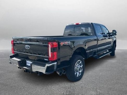 Certified 2024 Ford F350 Lariat w/ Chrome Package AWD/4WD image 8