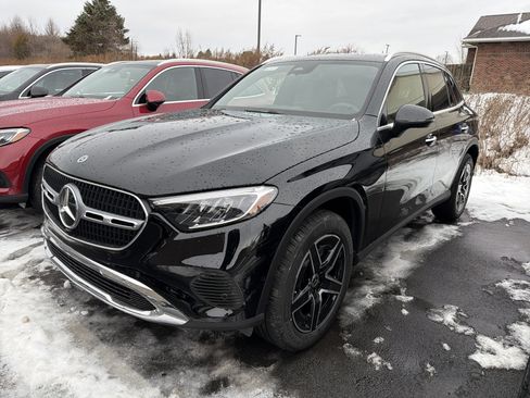 New 2026 Mercedes-Benz GLC 300 4MATIC image 4