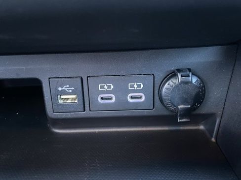 Used 2023 Toyota Highlander XSE image 20