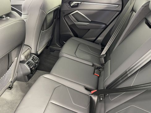 New 2025 Audi Q3 2.0T Premium image 36