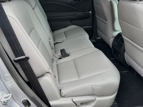 Used 2023 Honda Passport EX-L image 26