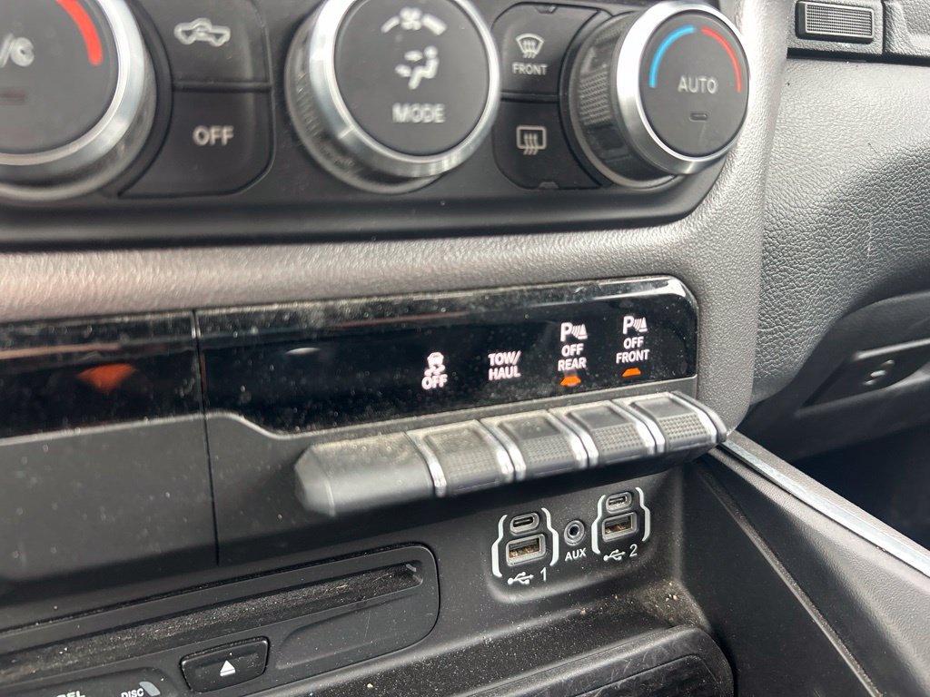Used 2019 RAM 1500 Big Horn AWD/4WD image 12