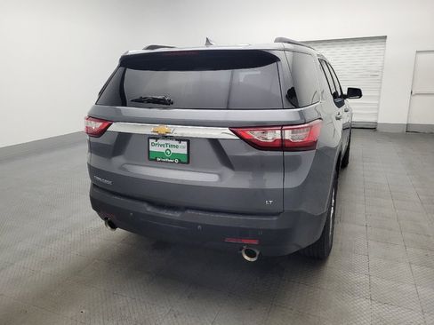 Used 2021 Chevrolet Traverse LT image 7