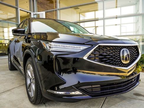 Used 2023 Acura MDX SH-AWD image 4