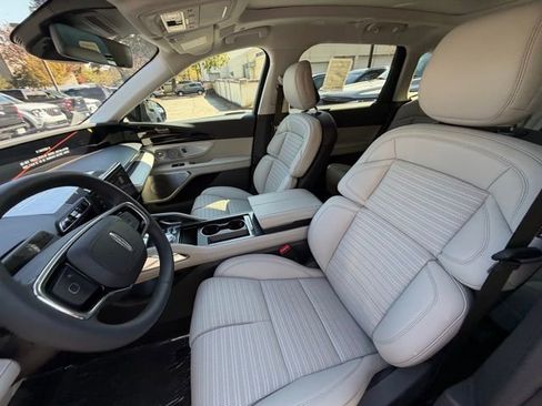 New 2026 Lincoln Nautilus Reserve image 14