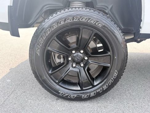 Used 2020 RAM 1500 Big Horn AWD/4WD image 42