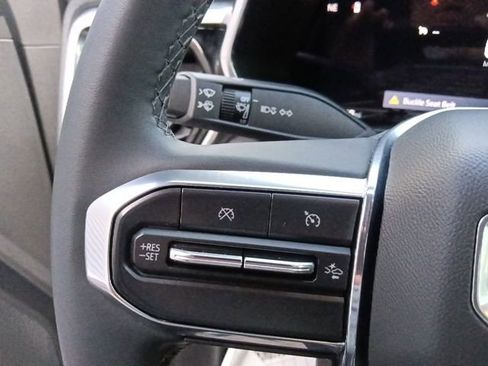 Used 2024 GMC Canyon Elevation w/ Convenience Package image 18