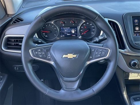 Used 2024 Chevrolet Equinox LT image 12