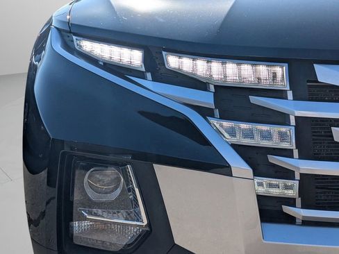 Used 2023 Hyundai Santa Cruz SEL image 9